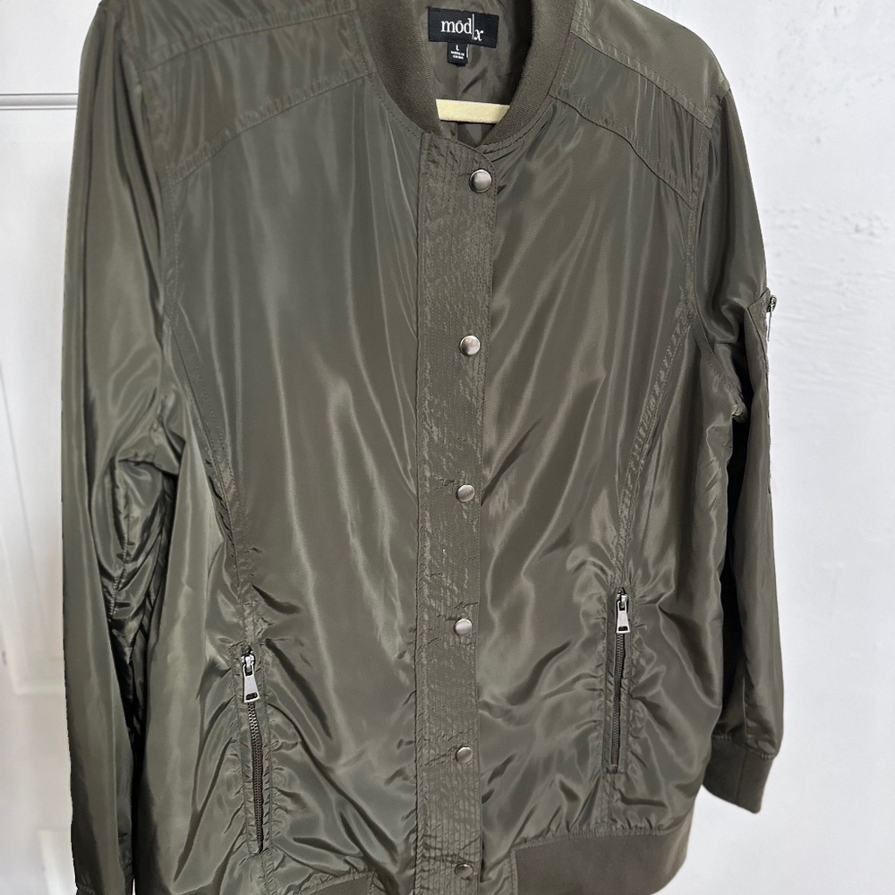 ModX Women’s Bomber Jacket